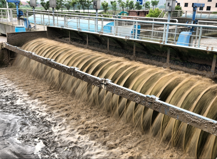 污水处理行业制氧机的应用